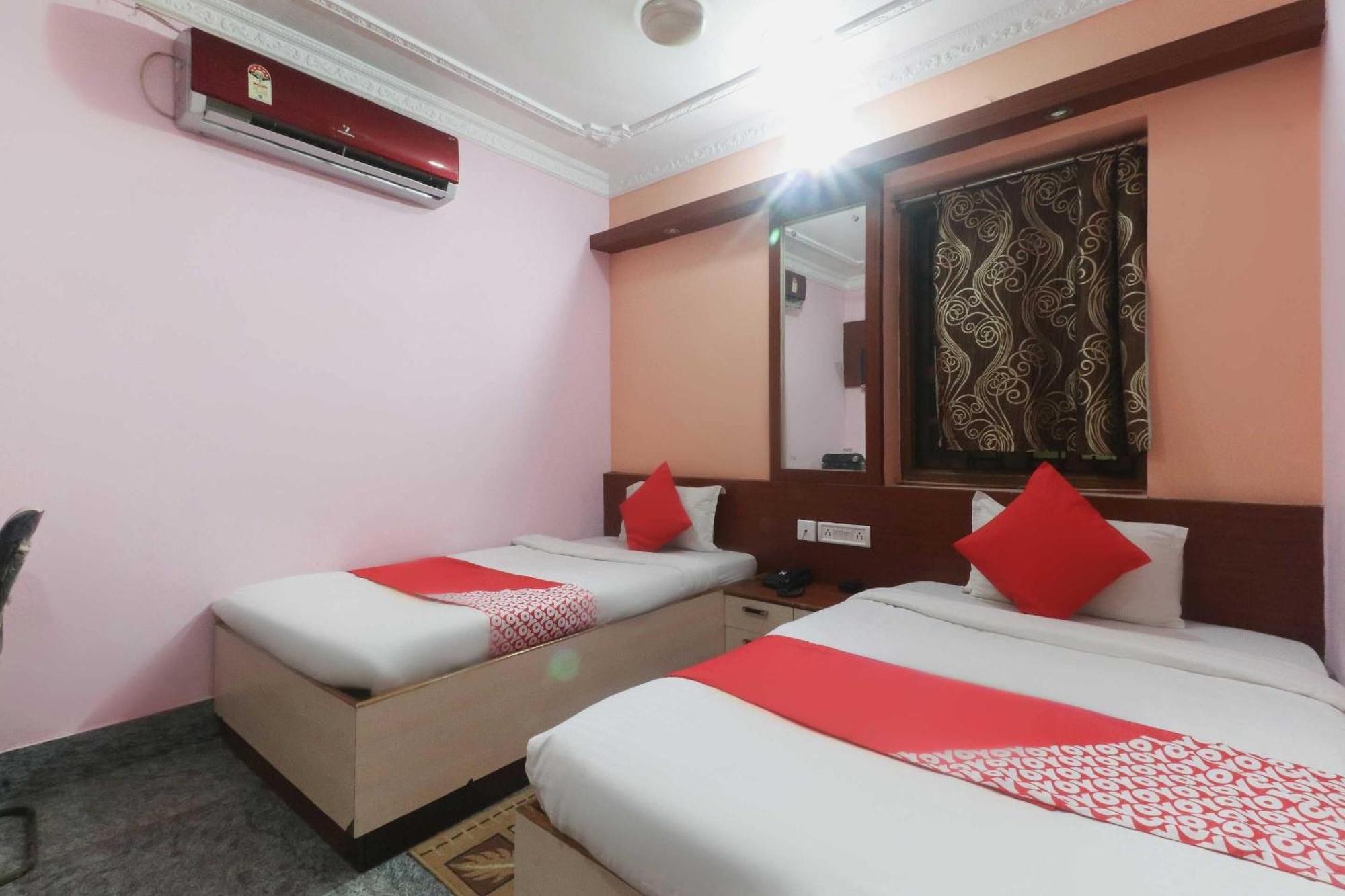 OYO 49639 Nirmala Residency Otel Bhubaneswar Dış mekan fotoğraf
