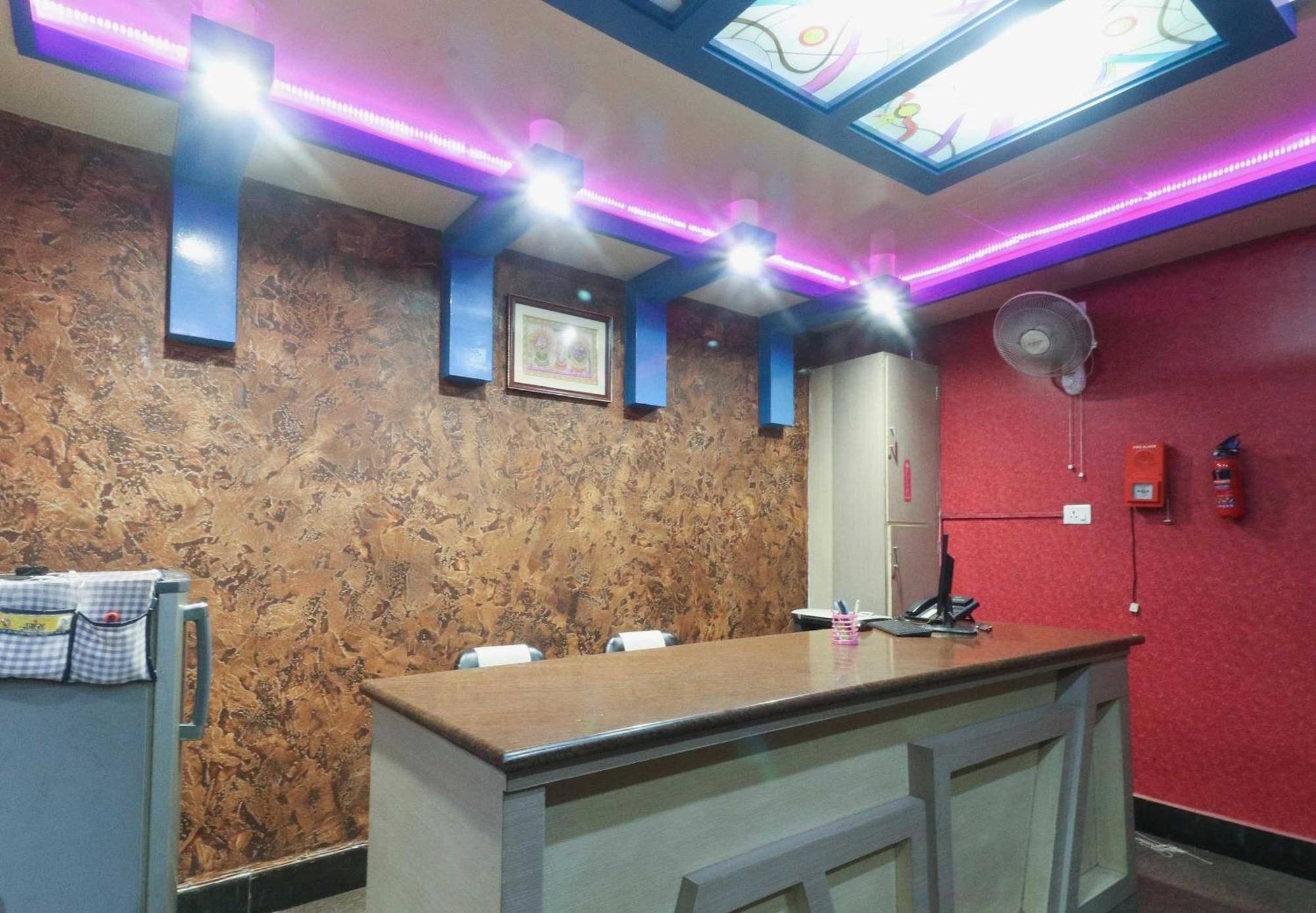 OYO 49639 Nirmala Residency Otel Bhubaneswar Dış mekan fotoğraf