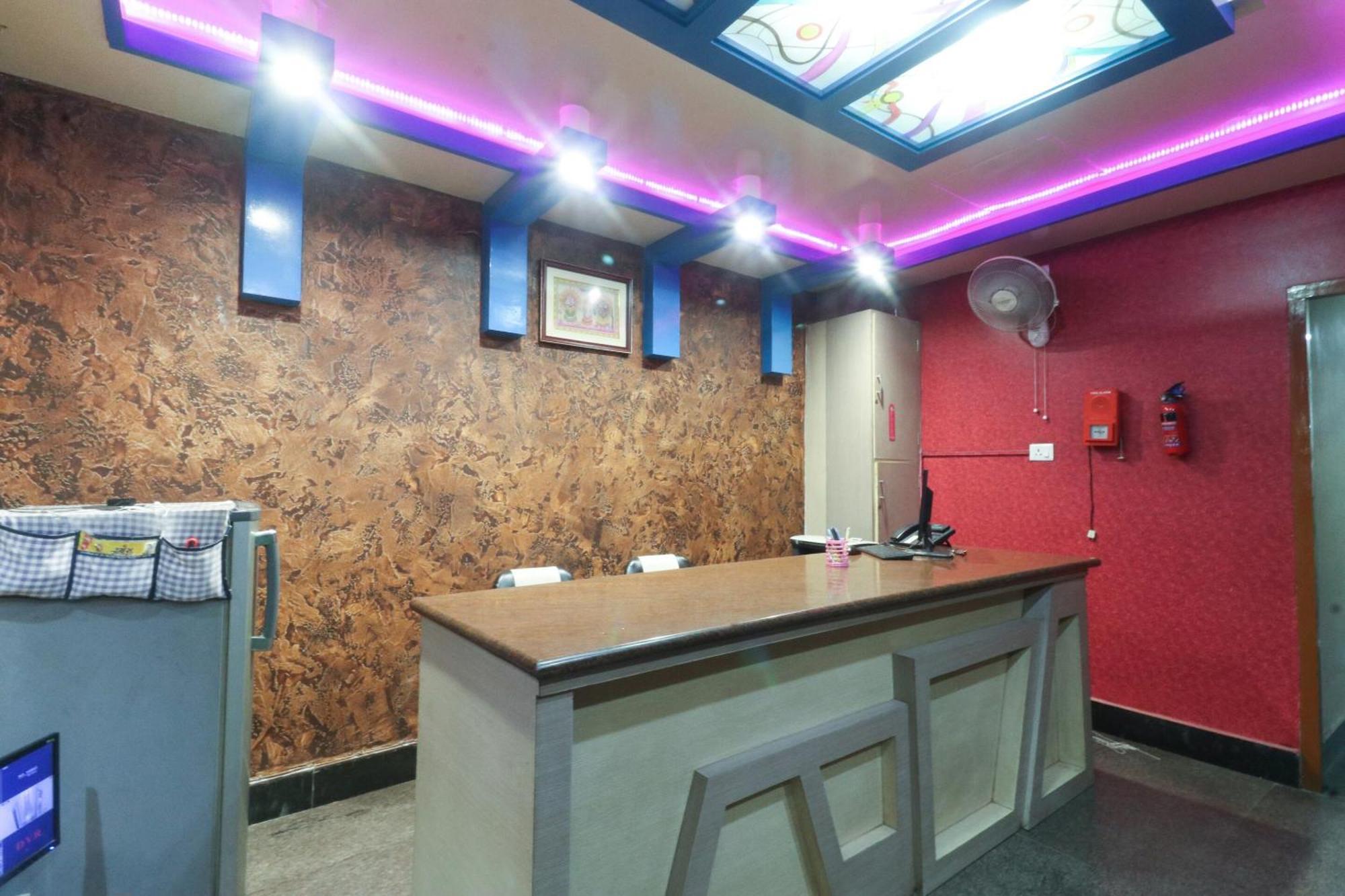 OYO 49639 Nirmala Residency Otel Bhubaneswar Dış mekan fotoğraf