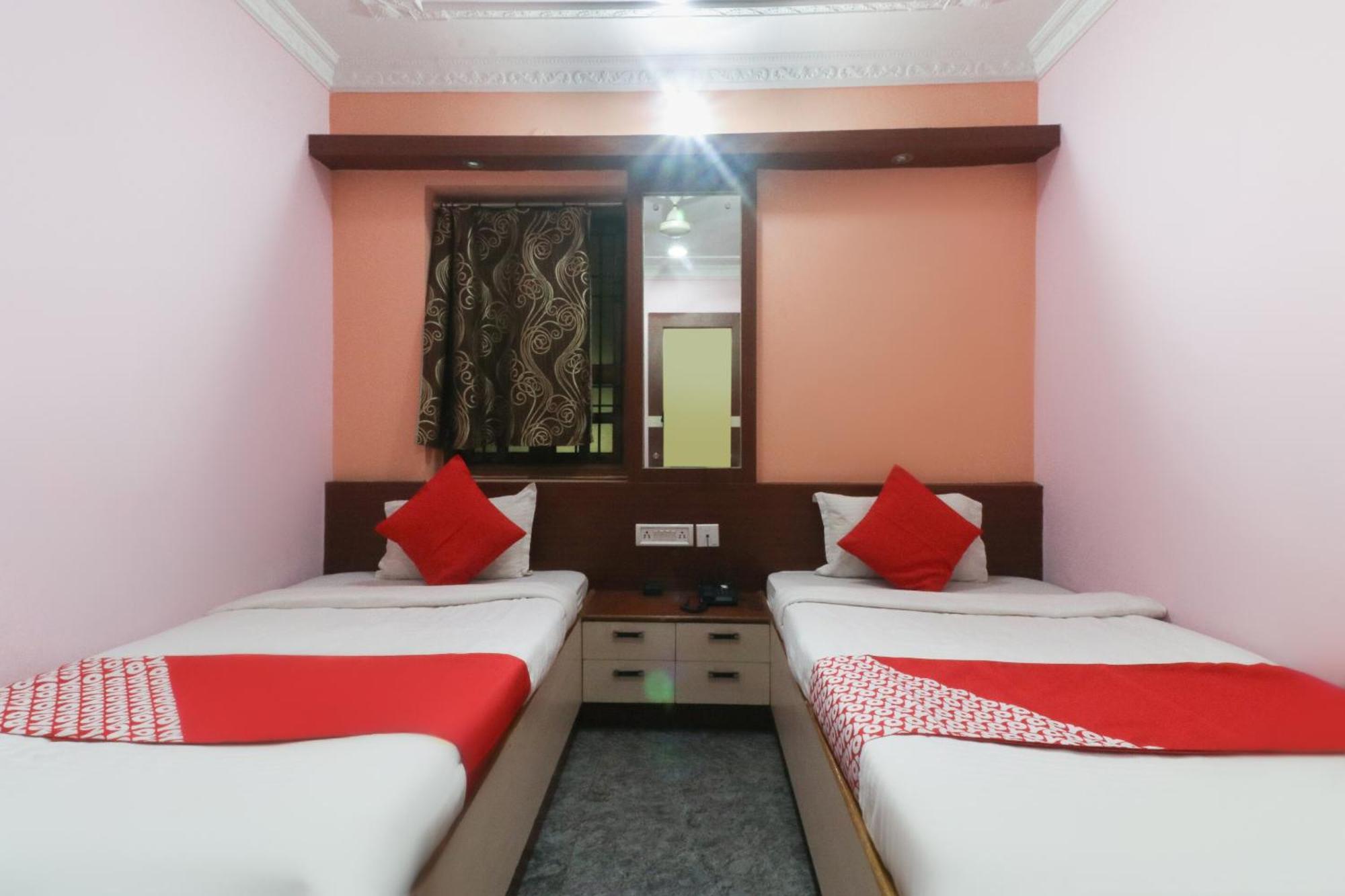 OYO 49639 Nirmala Residency Otel Bhubaneswar Dış mekan fotoğraf